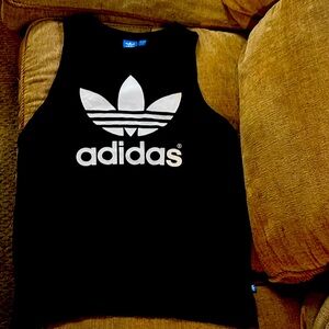 Adidas shirt size XS